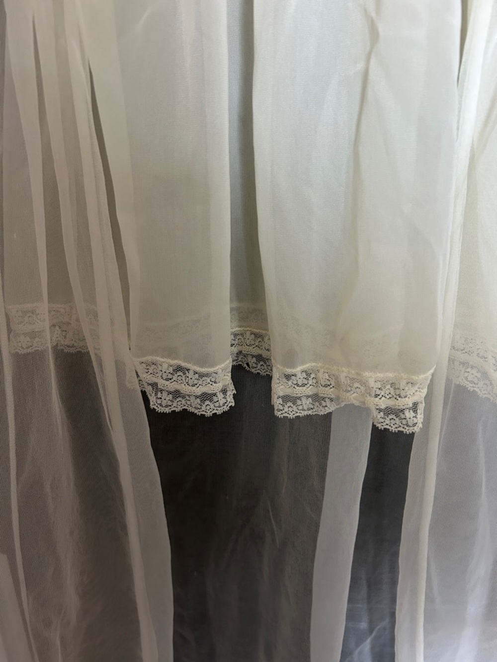 Vintage Sheer Lace Peignoir Set - Cream - Picture 4 of 8